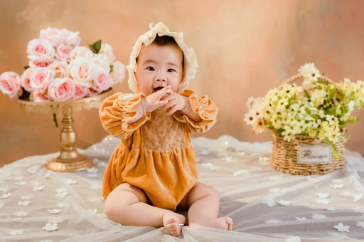 昆明宝宝睡觉爱笑 昆明宝宝睡觉爱笑